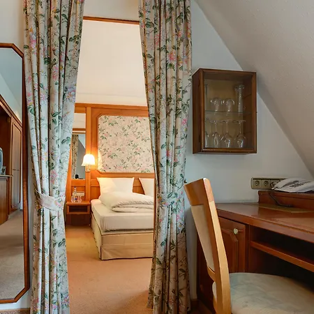 Hotel Centro Stern 3*