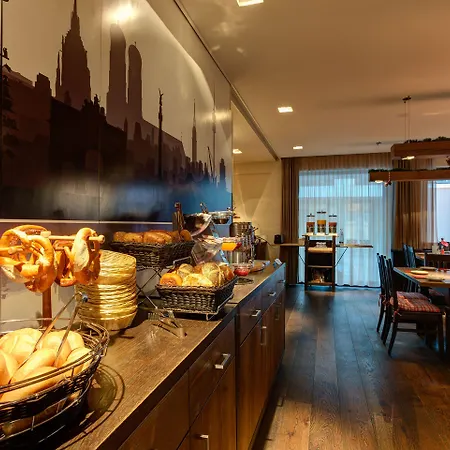 Centro Stern Hotel 3*