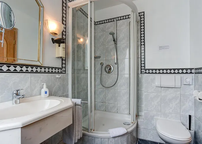 Hotell Centro Stern 3*